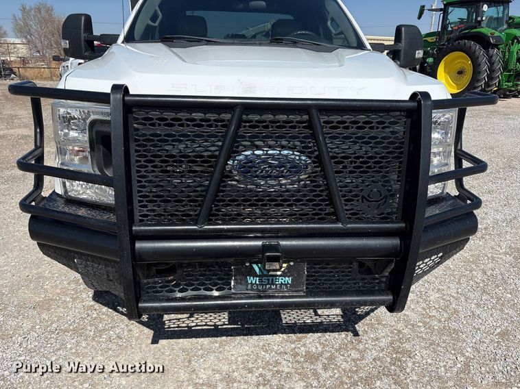 image for item EU4976 2020 Ford F350 Super Duty XL Ext. Cab utility bed pickup truck