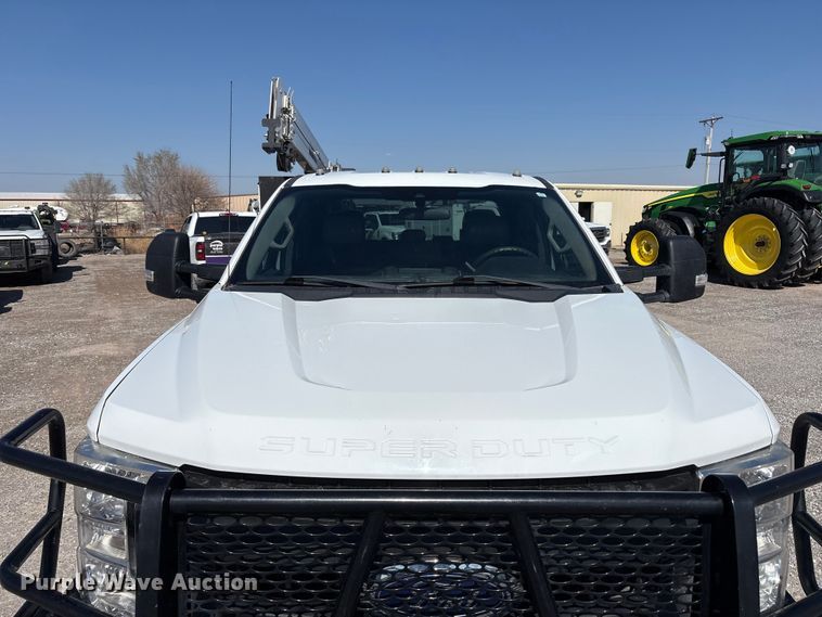 image for item EU4976 2020 Ford F350 Super Duty XL Ext. Cab utility bed pickup truck