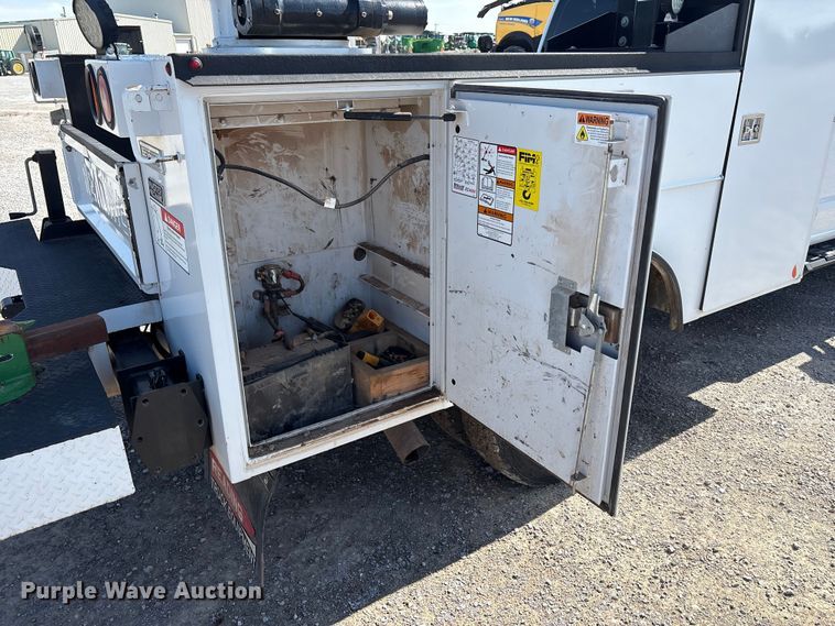 image for item EU4976 2020 Ford F350 Super Duty XL Ext. Cab utility bed pickup truck