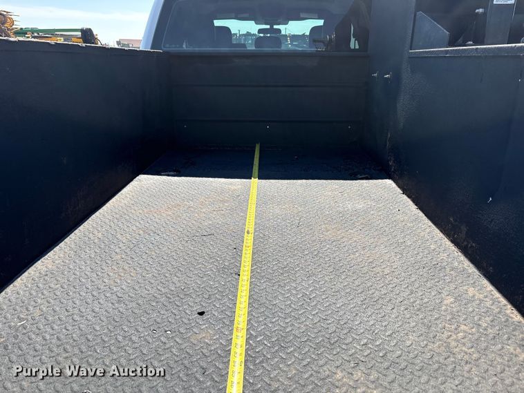 image for item EU4976 2020 Ford F350 Super Duty XL Ext. Cab utility bed pickup truck