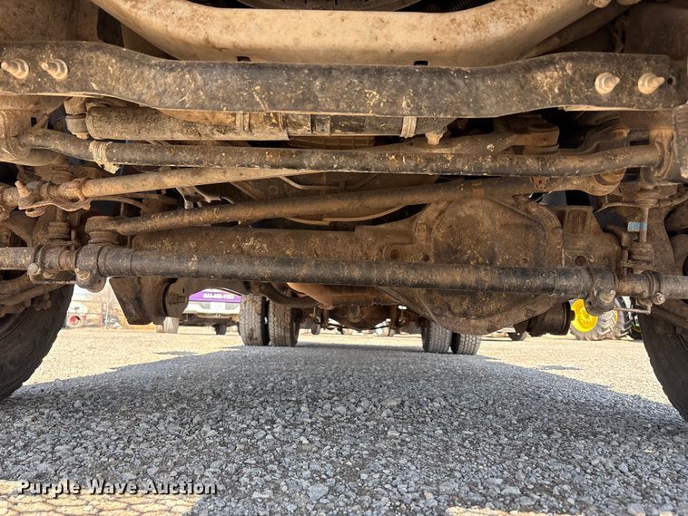 image for item EU4976 2020 Ford F350 Super Duty XL Ext. Cab utility bed pickup truck