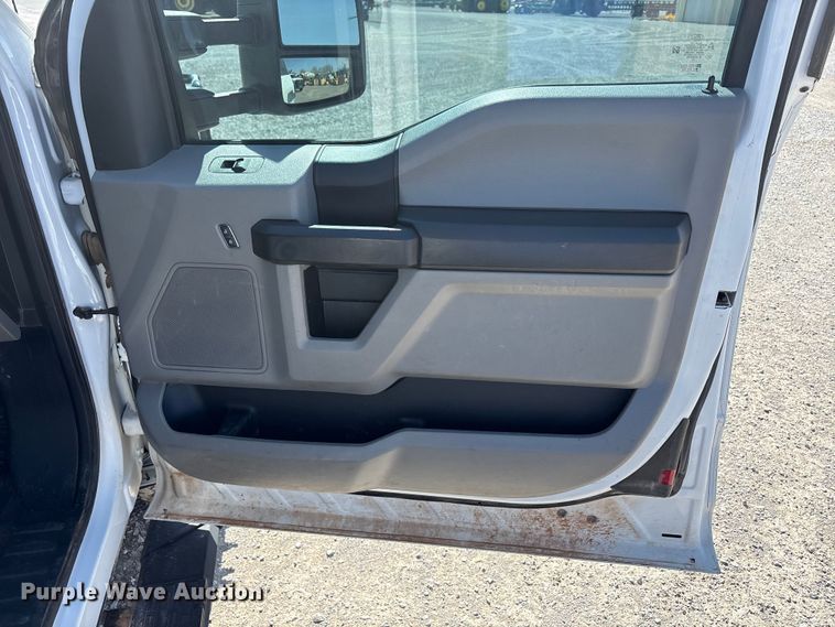 image for item EU4976 2020 Ford F350 Super Duty XL Ext. Cab utility bed pickup truck
