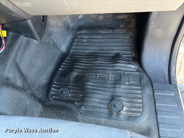image for item EU4976 2020 Ford F350 Super Duty XL Ext. Cab utility bed pickup truck