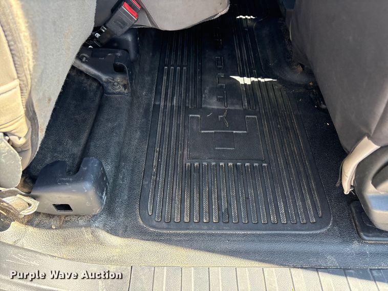 image for item EU4976 2020 Ford F350 Super Duty XL Ext. Cab utility bed pickup truck