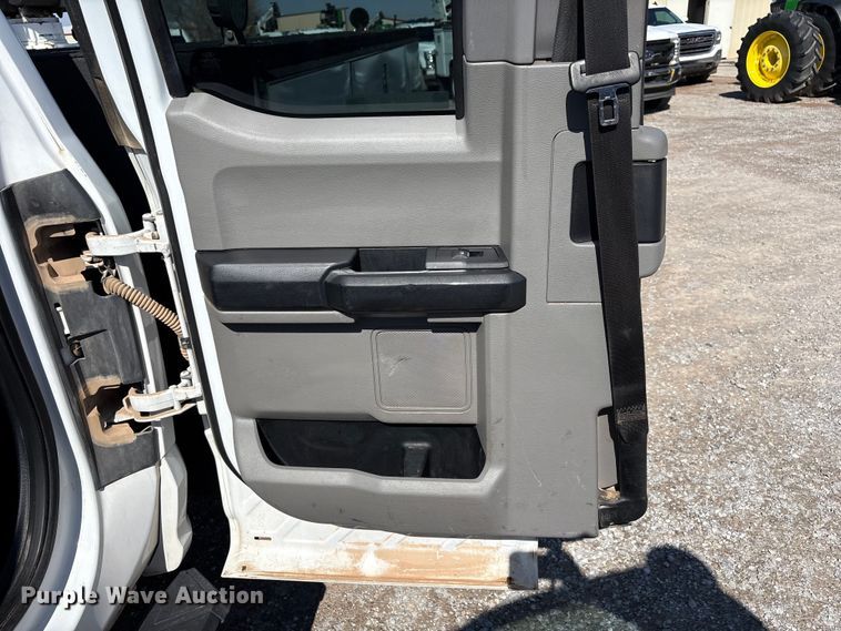 image for item EU4976 2020 Ford F350 Super Duty XL Ext. Cab utility bed pickup truck