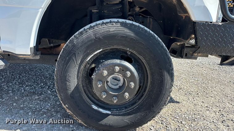 image for item EU4976 2020 Ford F350 Super Duty XL Ext. Cab utility bed pickup truck