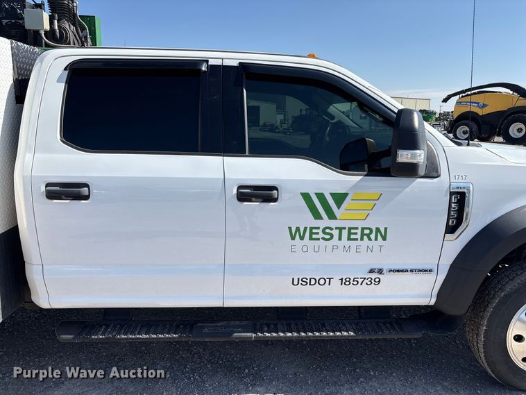 image for item EU4977 2018 Ford F550  utility / service truck