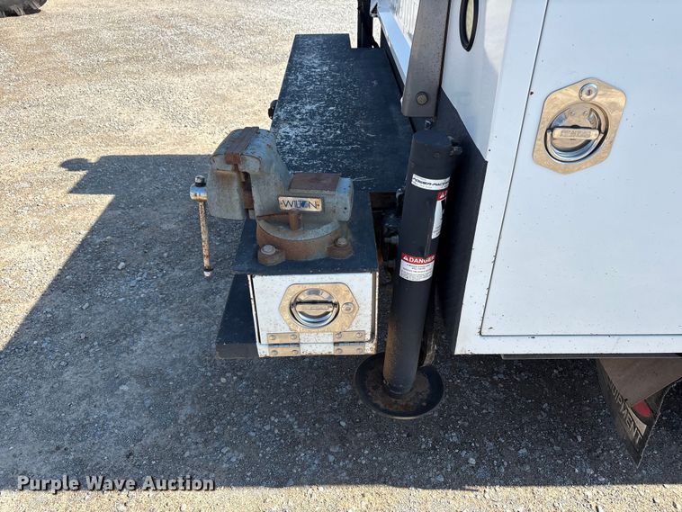 image for item EU4977 2018 Ford F550  utility / service truck