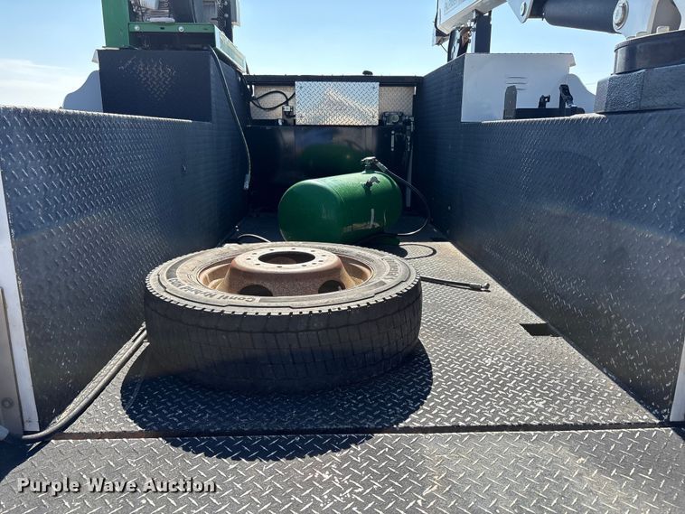 image for item EU4977 2018 Ford F550  utility / service truck