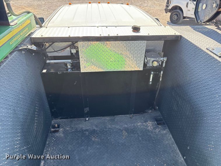 image for item EU4977 2018 Ford F550  utility / service truck