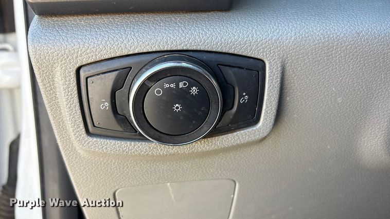 image for item EU4977 2018 Ford F550  utility / service truck