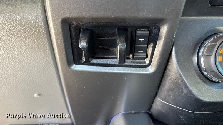 image for item EU4977 2018 Ford F550  utility / service truck