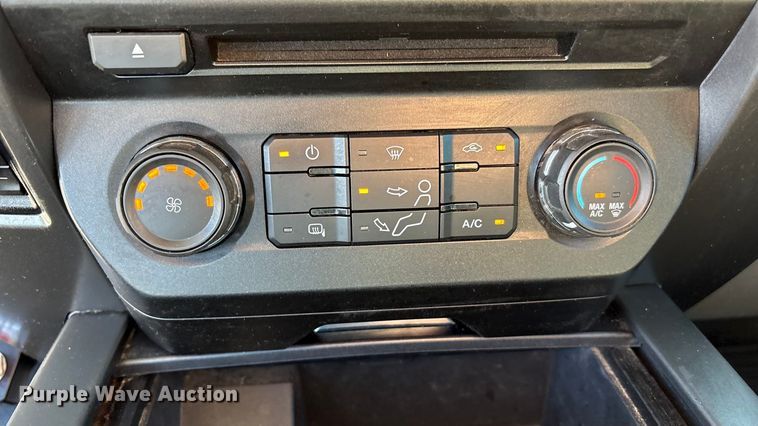 image for item EU4977 2018 Ford F550  utility / service truck