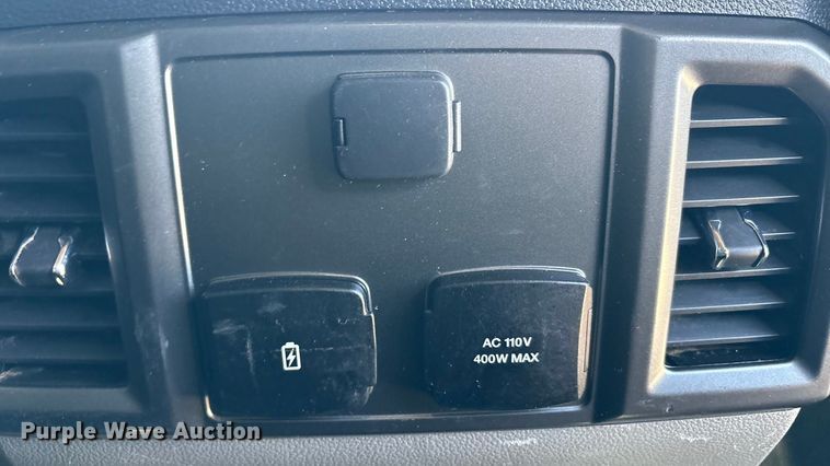 image for item EU4977 2018 Ford F550  utility / service truck