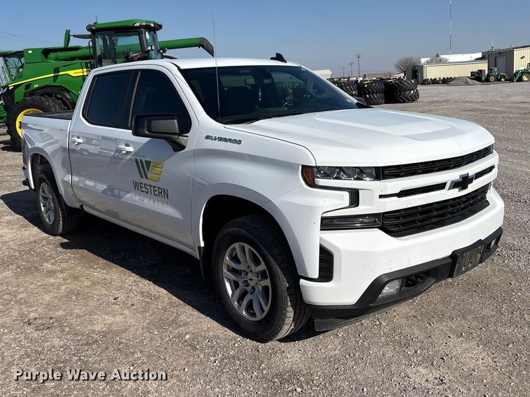 image for item EU4978 2019 Chevrolet Silverado 1500 Crew Cab pickup truck