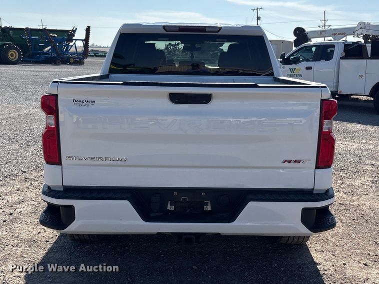 image for item EU4978 2019 Chevrolet Silverado 1500 Crew Cab pickup truck