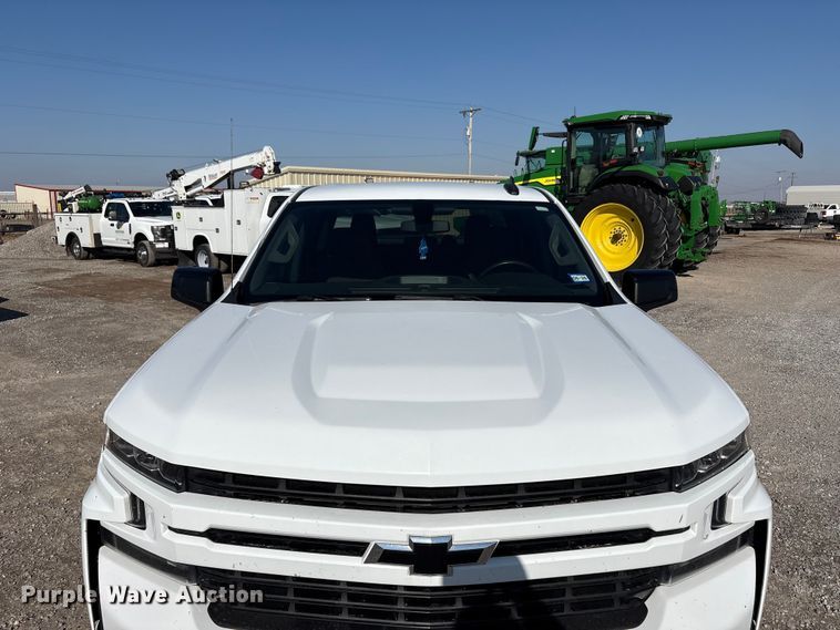 image for item EU4978 2019 Chevrolet Silverado 1500 Crew Cab pickup truck