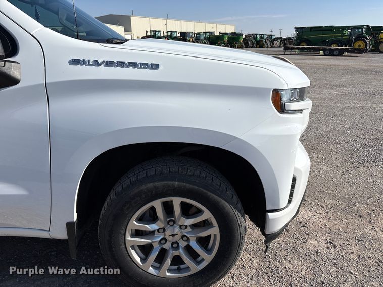 image for item EU4978 2019 Chevrolet Silverado 1500 Crew Cab pickup truck