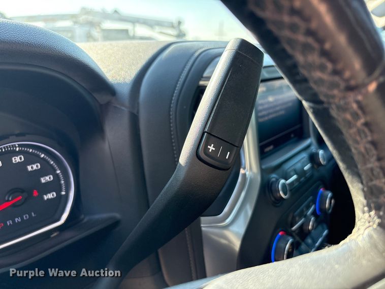 image for item EU4978 2019 Chevrolet Silverado 1500 Crew Cab pickup truck