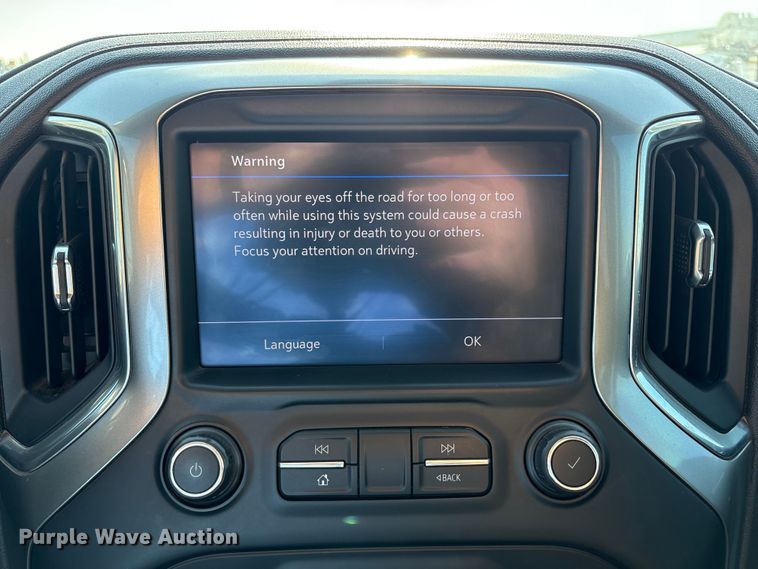 image for item EU4978 2019 Chevrolet Silverado 1500 Crew Cab pickup truck