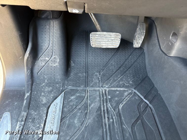 image for item EU4978 2019 Chevrolet Silverado 1500 Crew Cab pickup truck