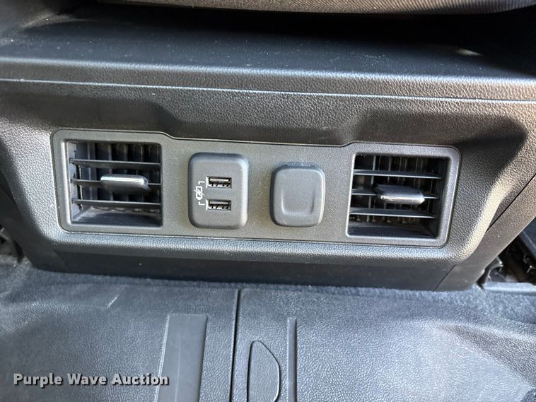 image for item EU4978 2019 Chevrolet Silverado 1500 Crew Cab pickup truck