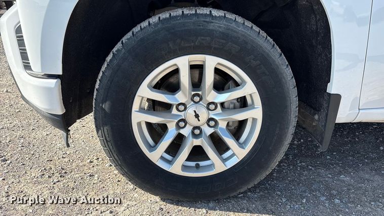 image for item EU4978 2019 Chevrolet Silverado 1500 Crew Cab pickup truck