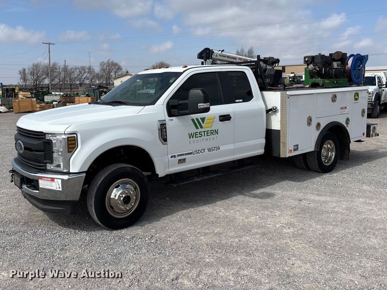 image for item EU4979 2018 Ford F350 Super Duty XL Ext. Cab utility bed pickup truck