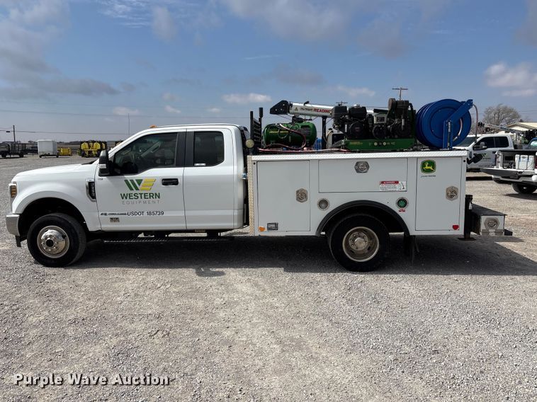 image for item EU4979 2018 Ford F350 Super Duty XL Ext. Cab utility bed pickup truck