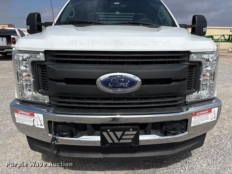 image for item EU4979 2018 Ford F350 Super Duty XL Ext. Cab utility bed pickup truck