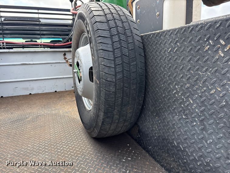 image for item EU4979 2018 Ford F350 Super Duty XL Ext. Cab utility bed pickup truck