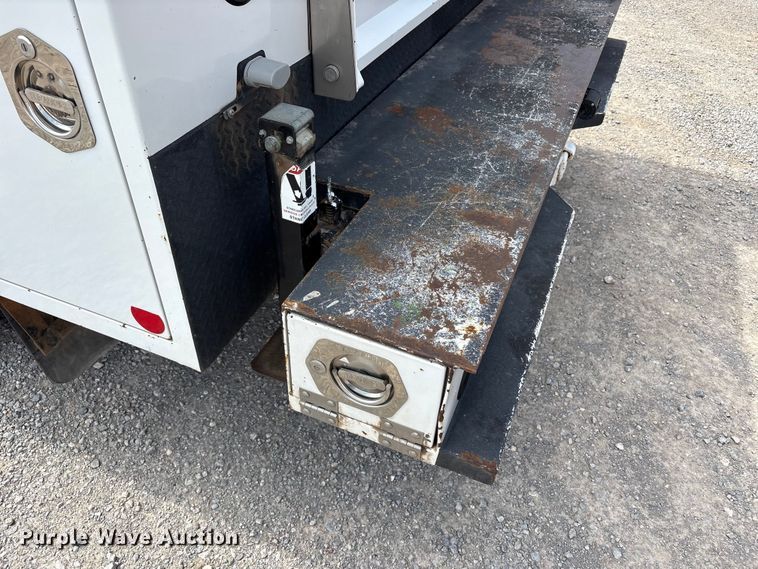 image for item EU4979 2018 Ford F350 Super Duty XL Ext. Cab utility bed pickup truck