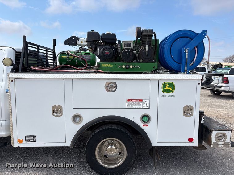 image for item EU4979 2018 Ford F350 Super Duty XL Ext. Cab utility bed pickup truck