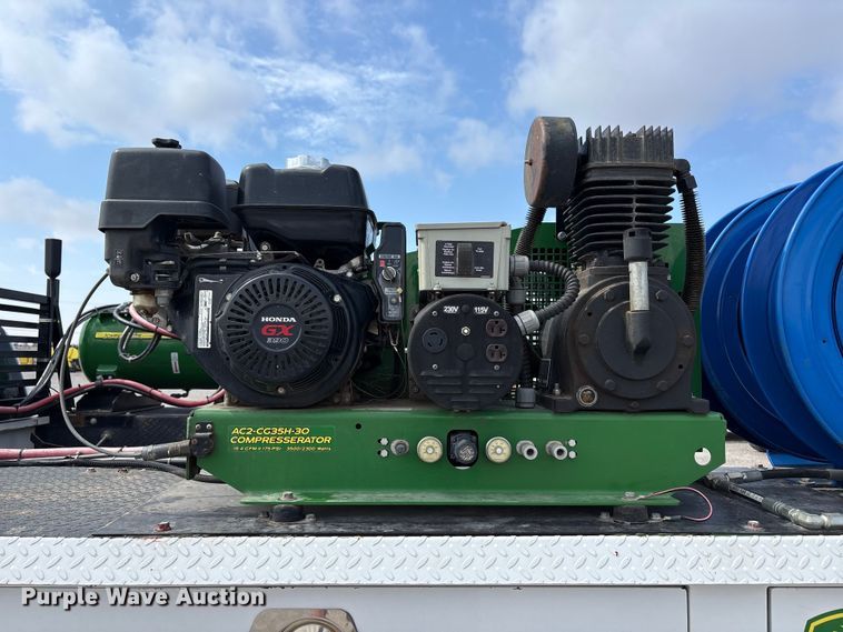 image for item EU4979 2018 Ford F350 Super Duty XL Ext. Cab utility bed pickup truck