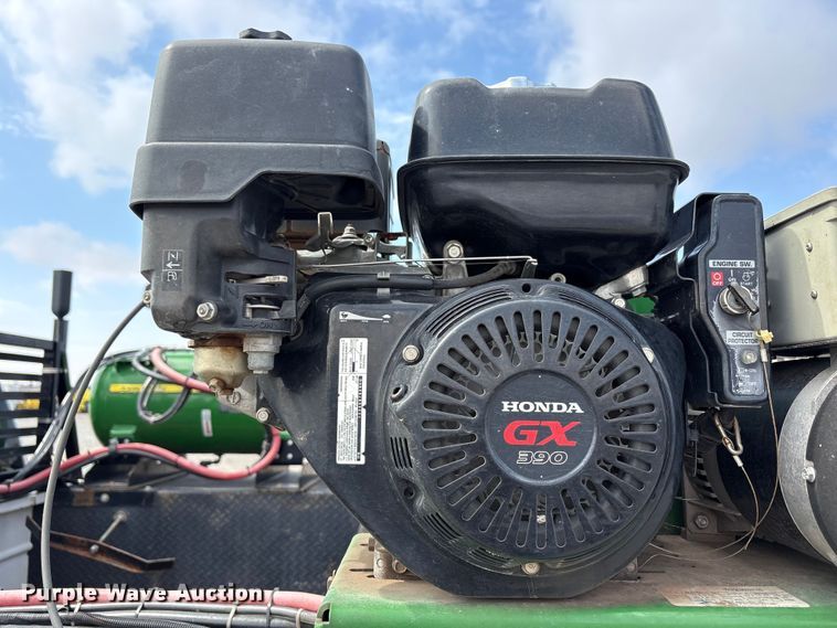 image for item EU4979 2018 Ford F350 Super Duty XL Ext. Cab utility bed pickup truck