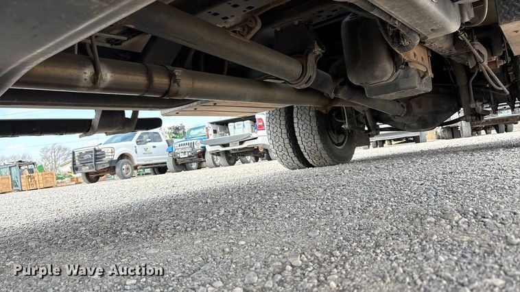 image for item EU4979 2018 Ford F350 Super Duty XL Ext. Cab utility bed pickup truck