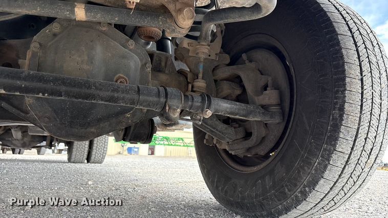 image for item EU4979 2018 Ford F350 Super Duty XL Ext. Cab utility bed pickup truck