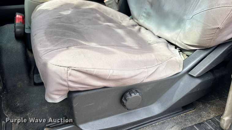 image for item EU4979 2018 Ford F350 Super Duty XL Ext. Cab utility bed pickup truck