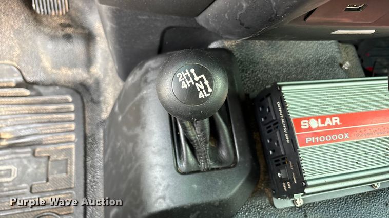 image for item EU4979 2018 Ford F350 Super Duty XL Ext. Cab utility bed pickup truck