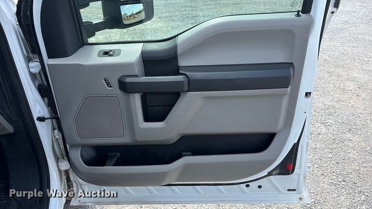 image for item EU4979 2018 Ford F350 Super Duty XL Ext. Cab utility bed pickup truck