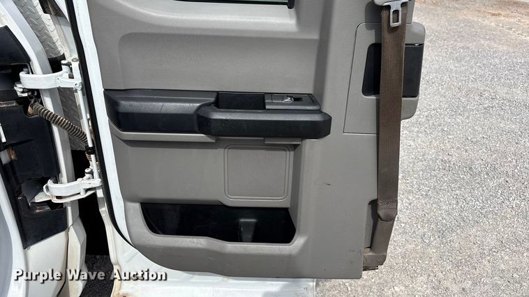 image for item EU4979 2018 Ford F350 Super Duty XL Ext. Cab utility bed pickup truck