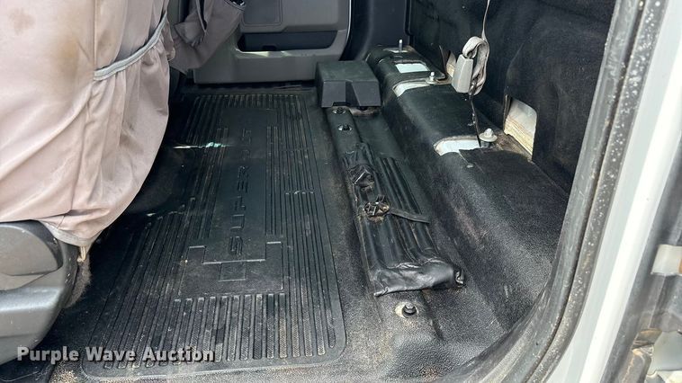 image for item EU4979 2018 Ford F350 Super Duty XL Ext. Cab utility bed pickup truck