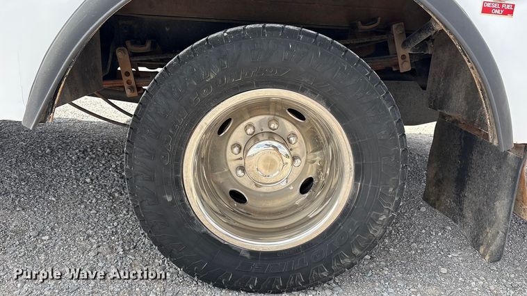 image for item EU4979 2018 Ford F350 Super Duty XL Ext. Cab utility bed pickup truck