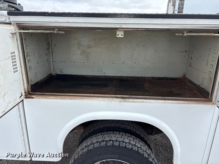 image for item EU4980 2021 Ford F550 Super Duty XL utility / service truck