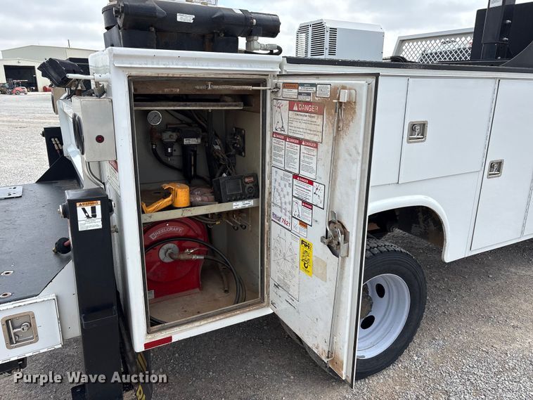 image for item EU4980 2021 Ford F550 Super Duty XL utility / service truck