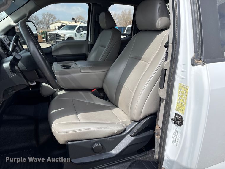 image for item EU4980 2021 Ford F550 Super Duty XL utility / service truck