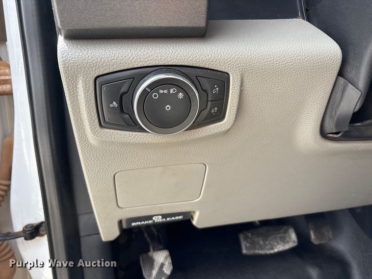 image for item EU4980 2021 Ford F550 Super Duty XL utility / service truck