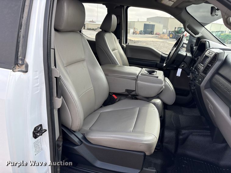 image for item EU4980 2021 Ford F550 Super Duty XL utility / service truck