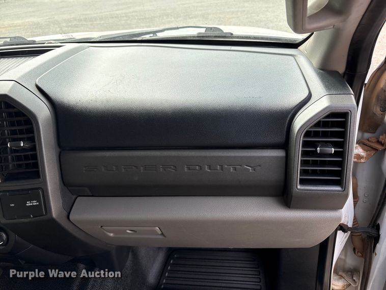 image for item EU4980 2021 Ford F550 Super Duty XL utility / service truck