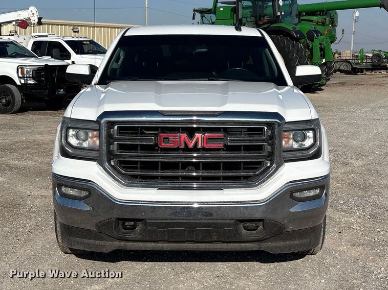 image for item EU4981 2018 GMC Sierra 1500 Crew Cab pickup truck
